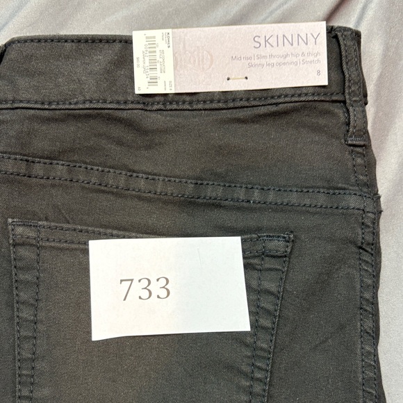 Jennifer Lopez Charcoal/Black Mid-Rise Skinny Jeans Rhinestone Side Stripes NWT - Picture 12 of 12